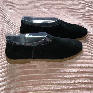 Dirty Laundry Black Flats